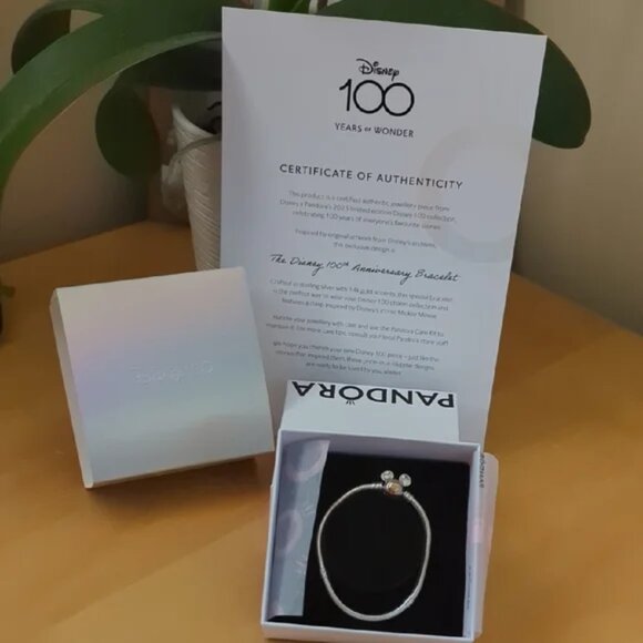 Pandora Disney 100th Anniversary Moments Snake Chain Bracelet Brand New - Picture 2 of 15